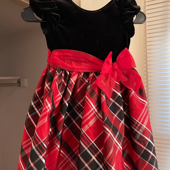 Other - Beautiful toddler dress size 5. Worn only once.